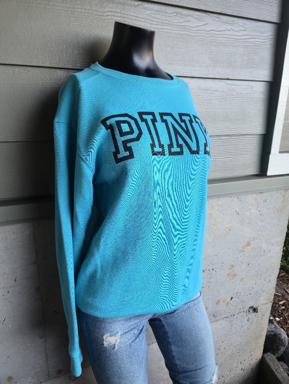 PINK Victoria's Secret Sweatshirt - Picture 6 of 10